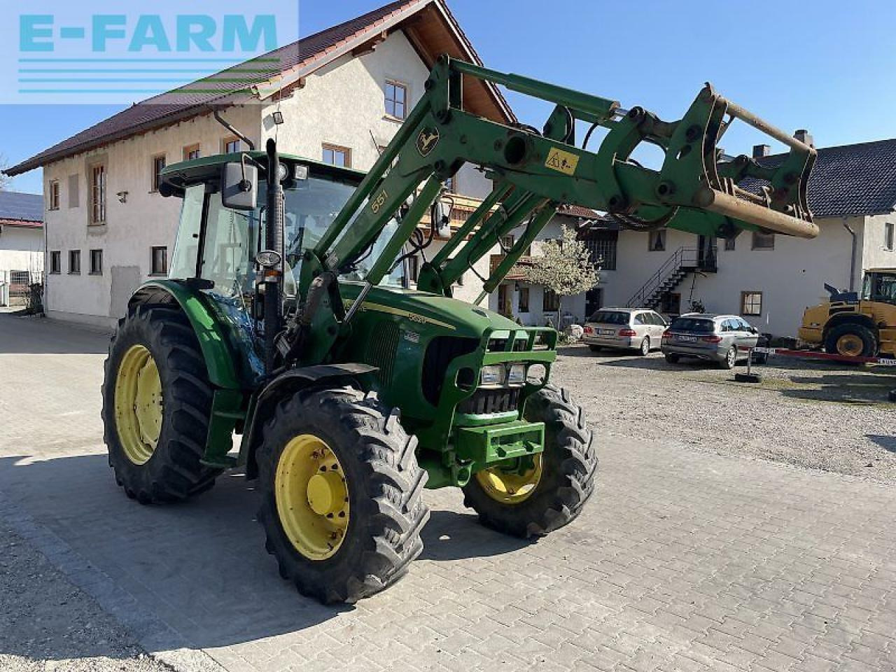 John Deere 5620 fl premium - Traktorius: foto 1 John Deere 5620 fl premium - Traktorius: foto 1