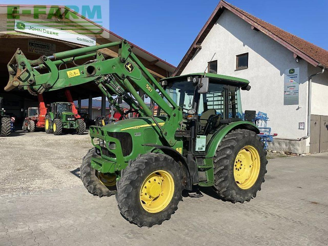 John Deere 5620 fl premium - Traktorius: foto 2 John Deere 5620 fl premium - Traktorius: foto 2