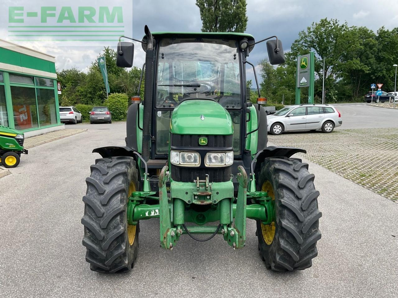John Deere 5820 - Traktorius: foto 3 John Deere 5820 - Traktorius: foto 3