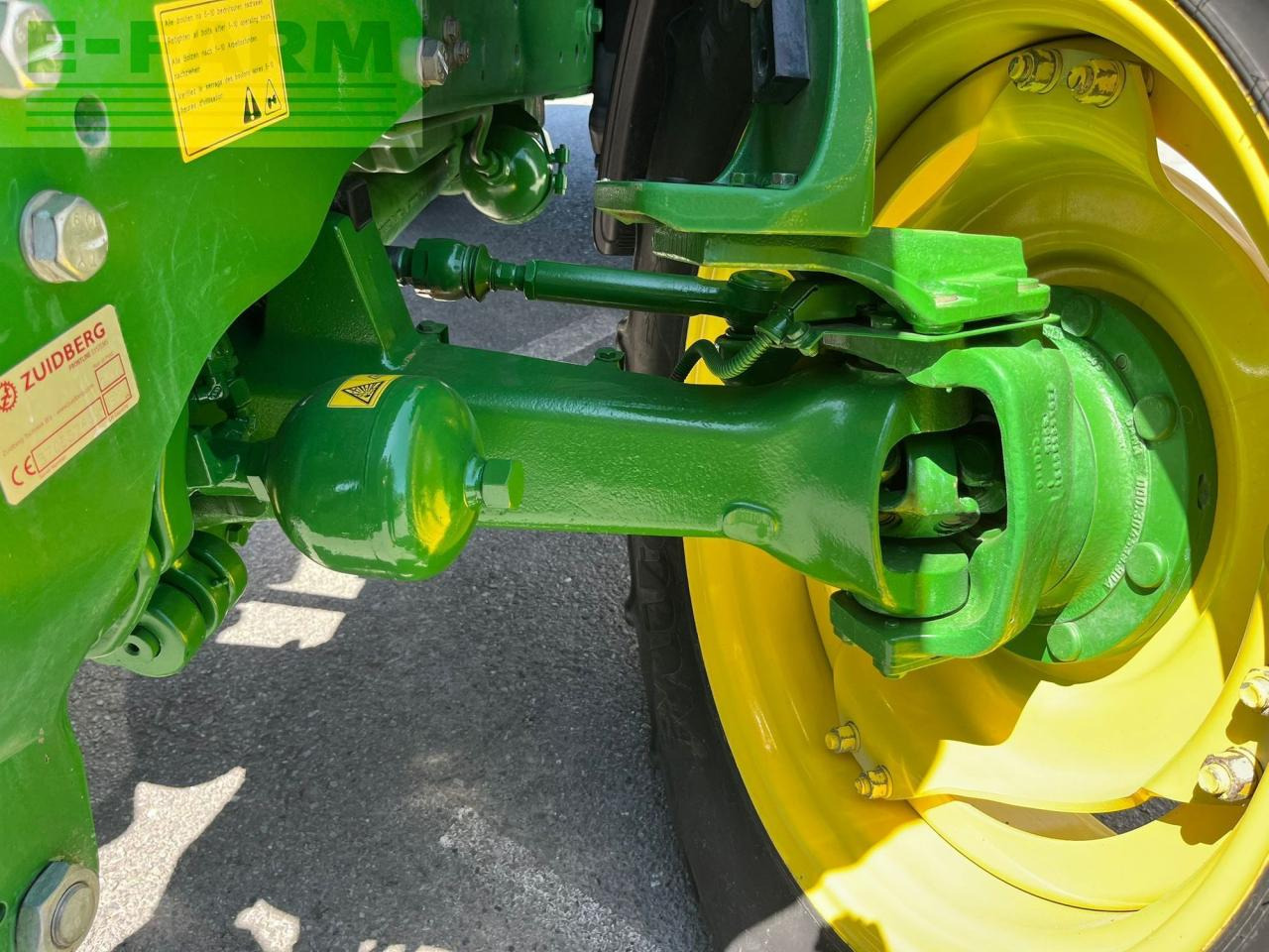 Traktorius John Deere 6110M: foto 20