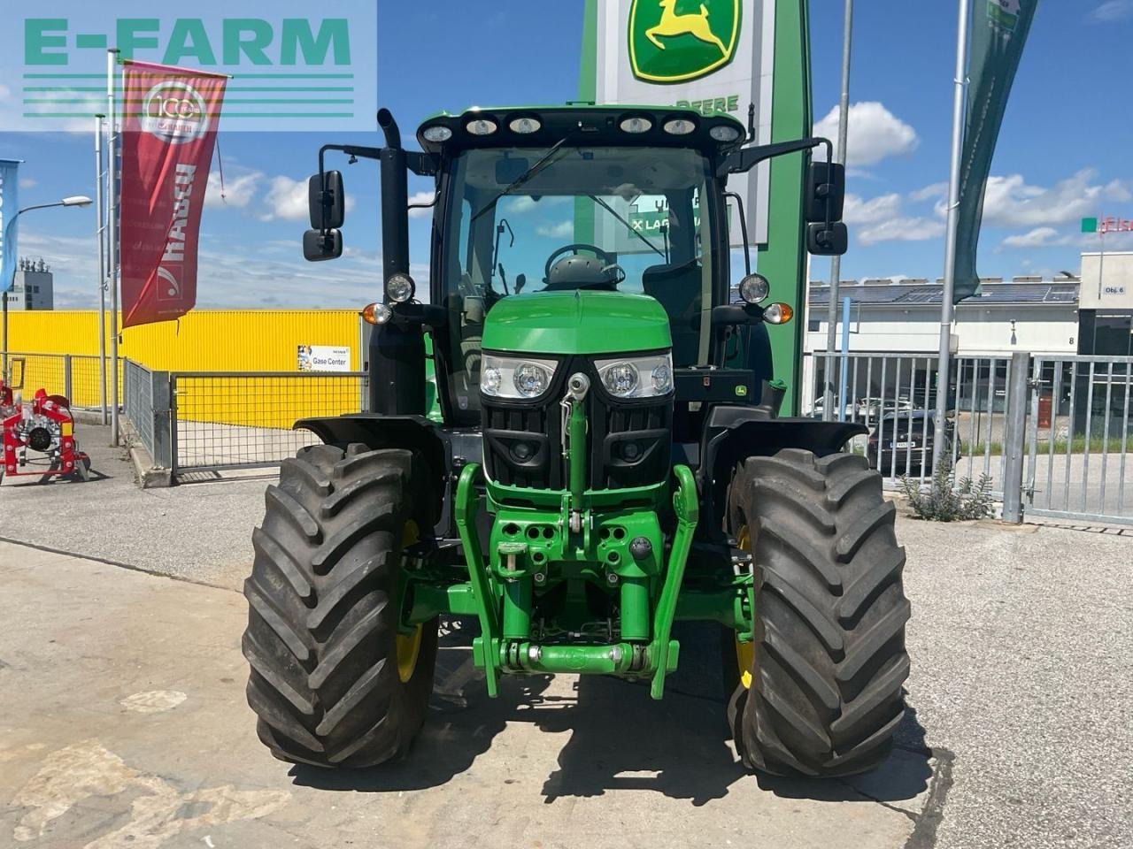 John Deere 6110R - Traktorius: foto 3 John Deere 6110R - Traktorius: foto 3