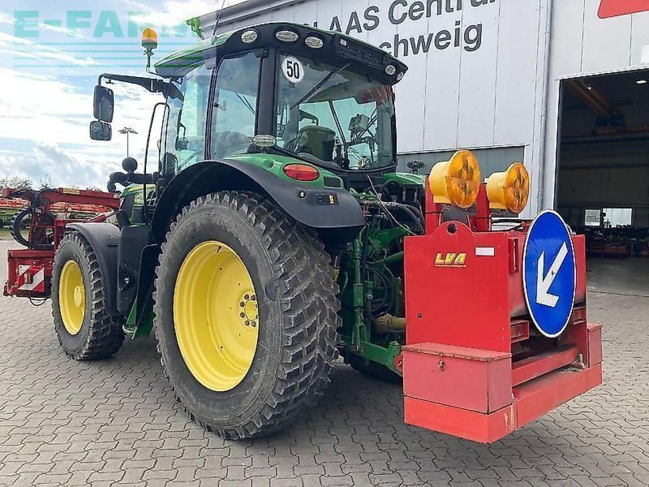 John Deere 6110r kommunal - Traktorius: foto 5 John Deere 6110r kommunal - Traktorius: foto 5