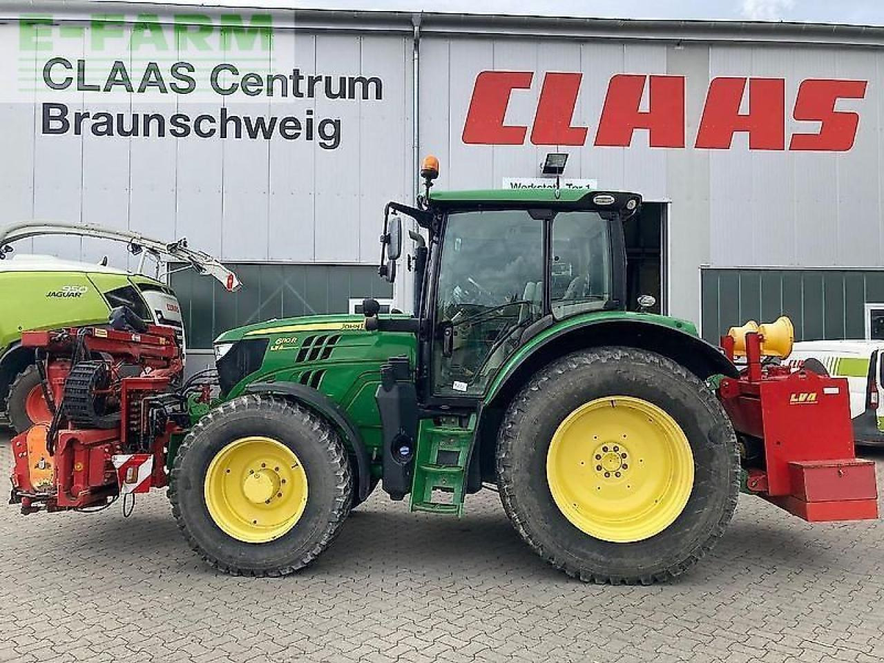 John Deere 6110r kommunal - Traktorius: foto 1 John Deere 6110r kommunal - Traktorius: foto 1
