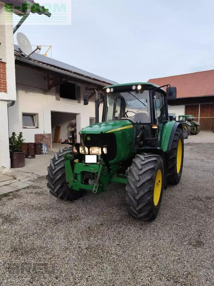 John Deere 6120 - Traktorius: foto 1 John Deere 6120 - Traktorius: foto 1