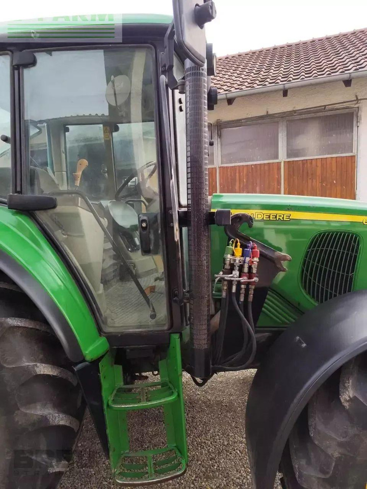 John Deere 6120 - Traktorius: foto 5 John Deere 6120 - Traktorius: foto 5