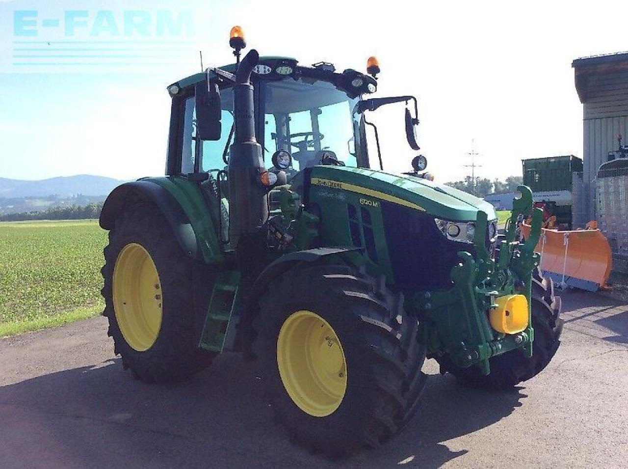 John Deere 6120 m - Traktorius: foto 4 John Deere 6120 m - Traktorius: foto 4
