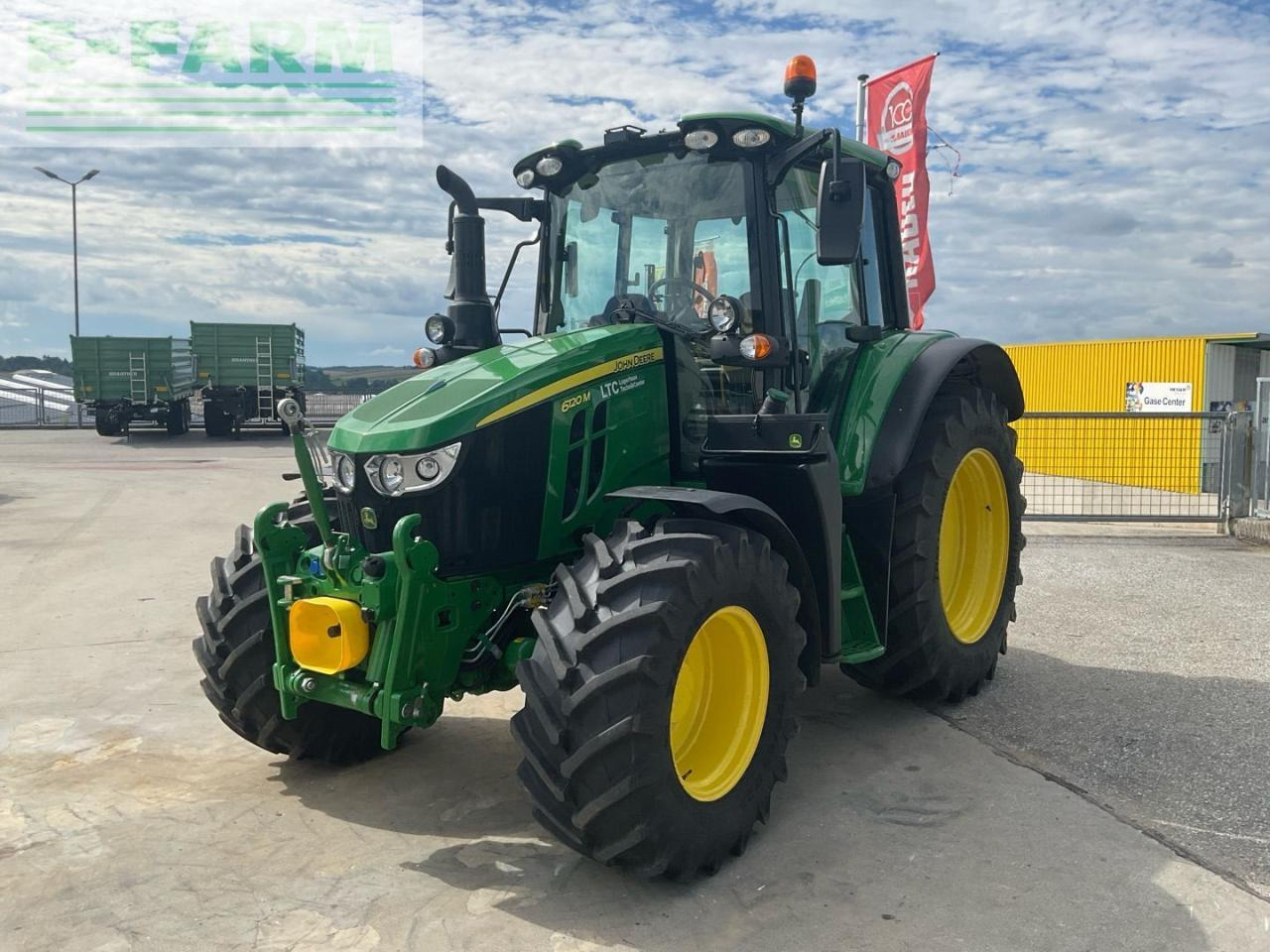 John Deere 6120M - Traktorius: foto 1 John Deere 6120M - Traktorius: foto 1