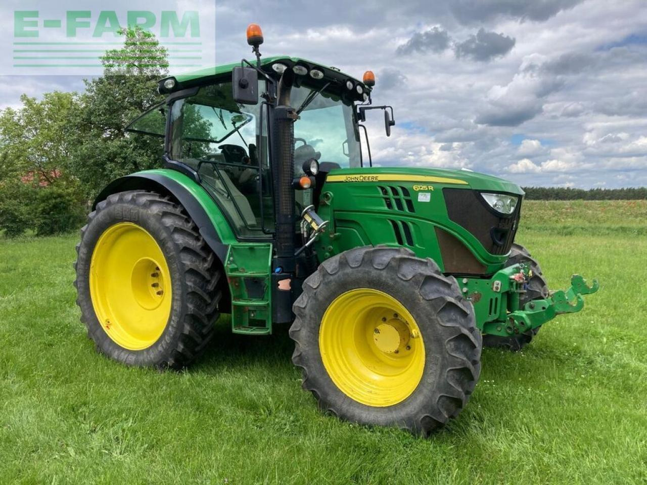John Deere 6125r - Traktorius: foto 3 John Deere 6125r - Traktorius: foto 3
