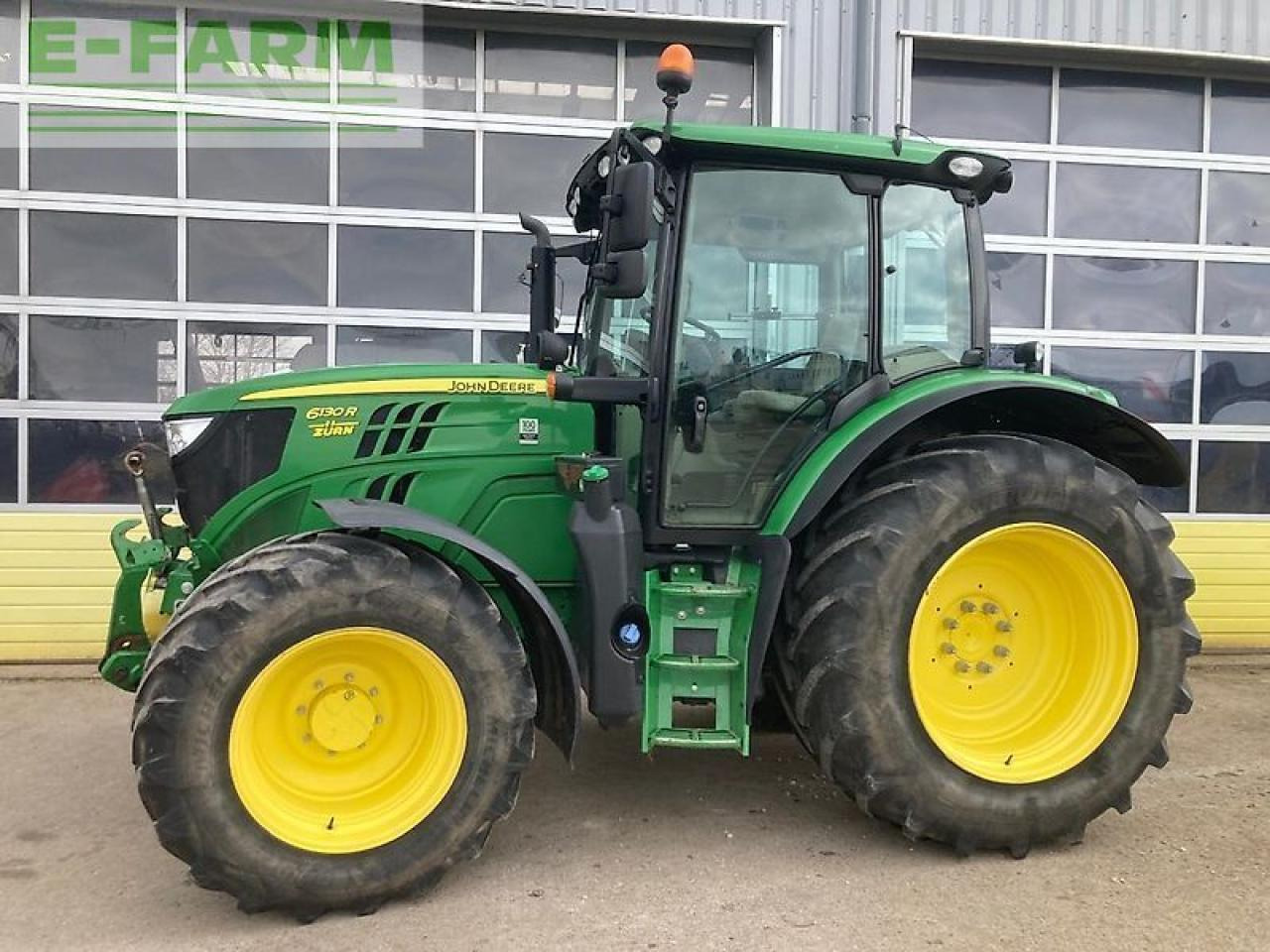 John Deere 6130r - Traktorius: foto 2 John Deere 6130r - Traktorius: foto 2