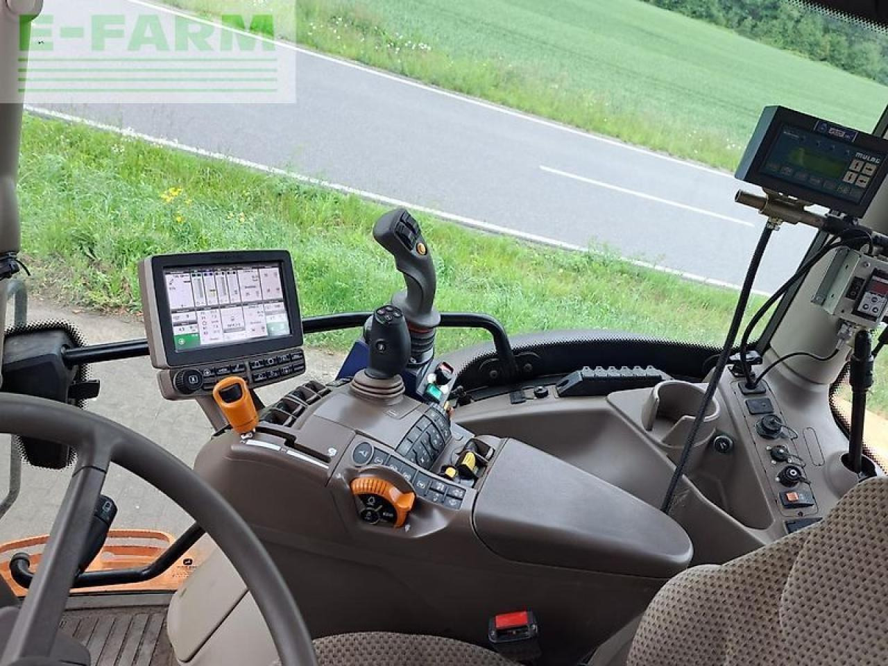 John Deere 6145r - Traktorius: foto 5 John Deere 6145r - Traktorius: foto 5