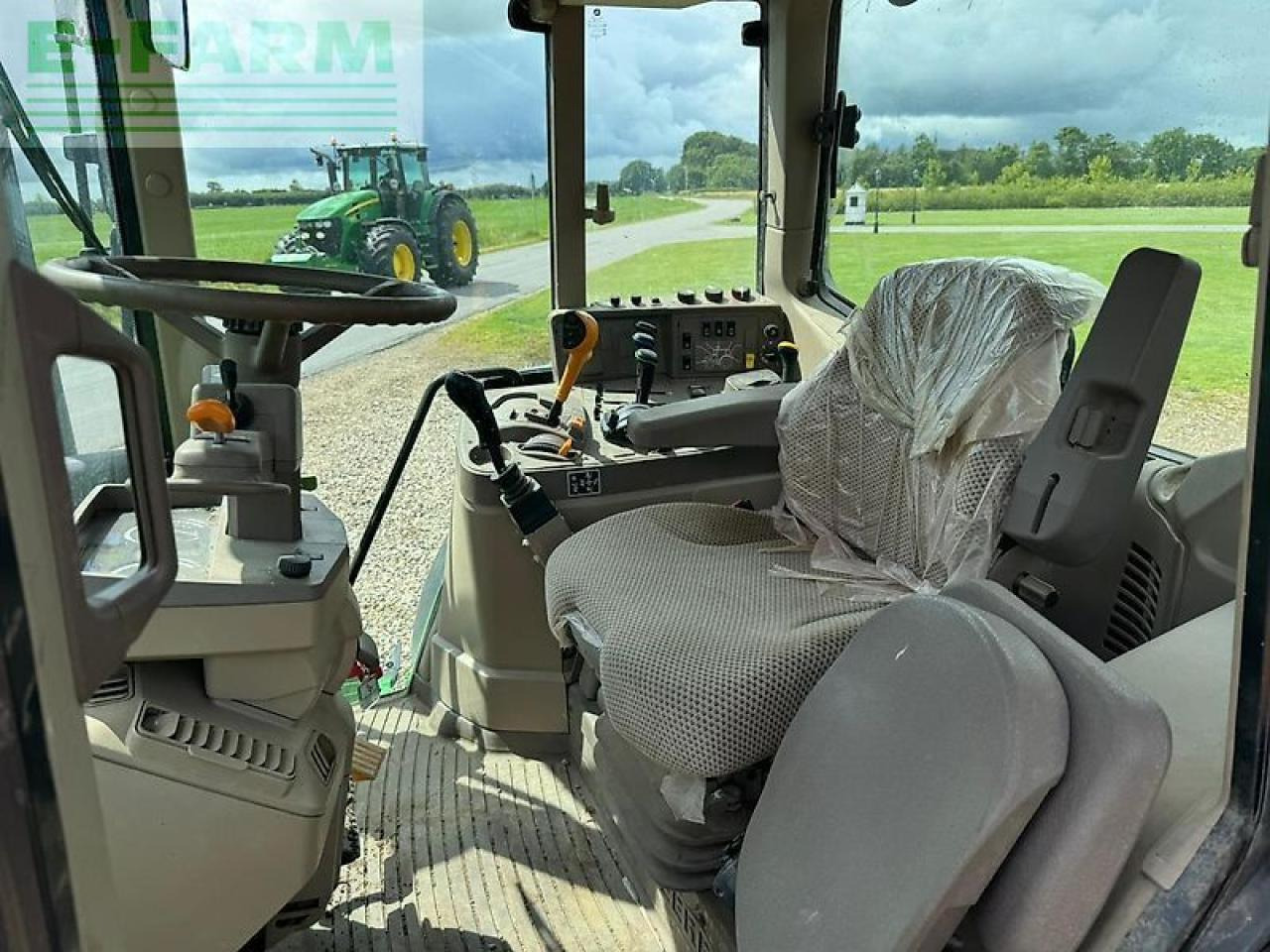 Traktorius John Deere 6155m: foto 13