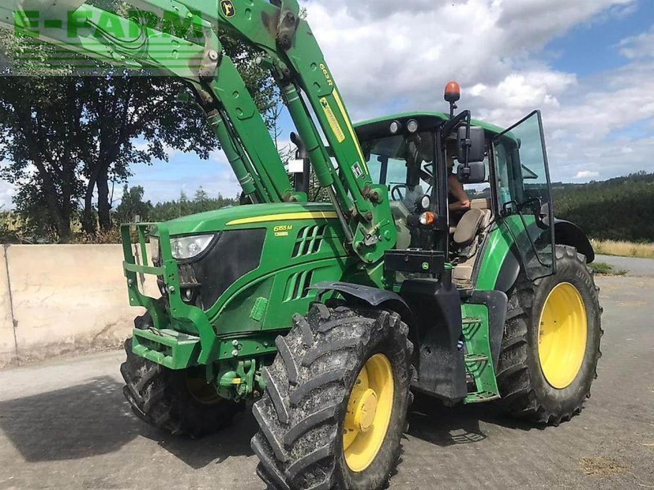 John Deere 6155m - Traktorius: foto 1 John Deere 6155m - Traktorius: foto 1