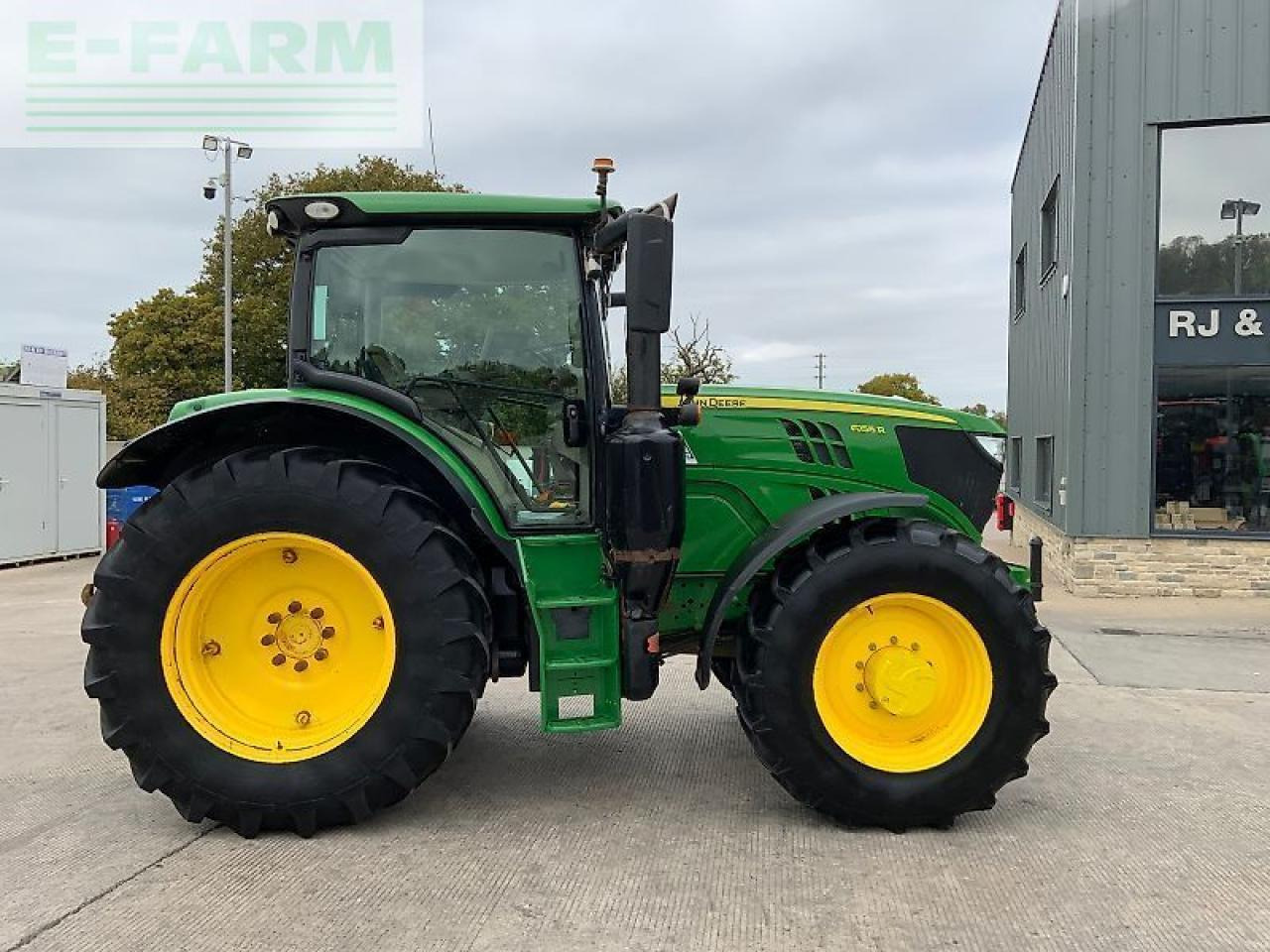 John Deere 6155r tractor (st24081) - Traktorius: foto 1 John Deere 6155r tractor (st24081) - Traktorius: foto 1