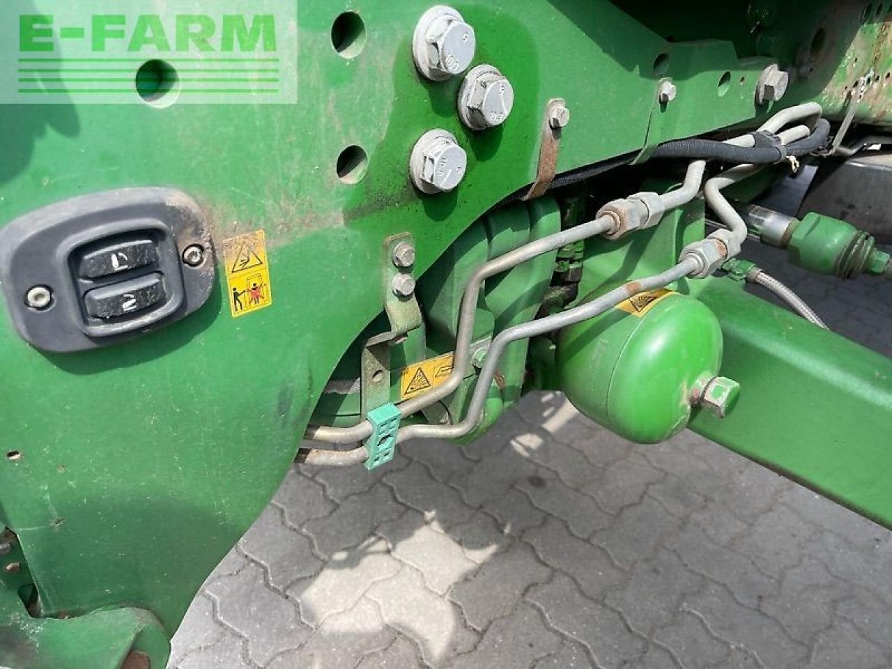 Traktorius John Deere 6175 r: foto 11
