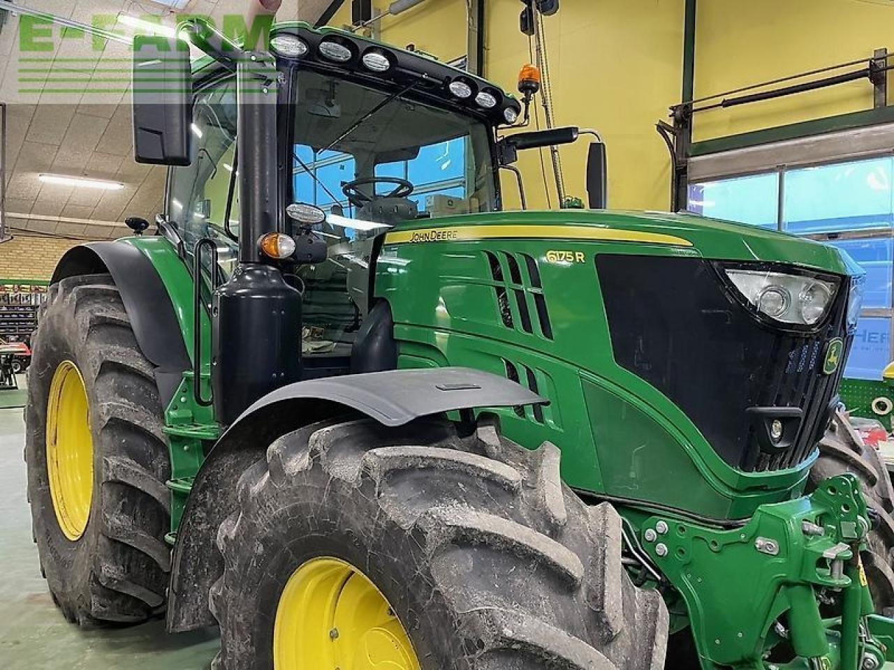 John Deere 6175r - Traktorius: foto 1 John Deere 6175r - Traktorius: foto 1