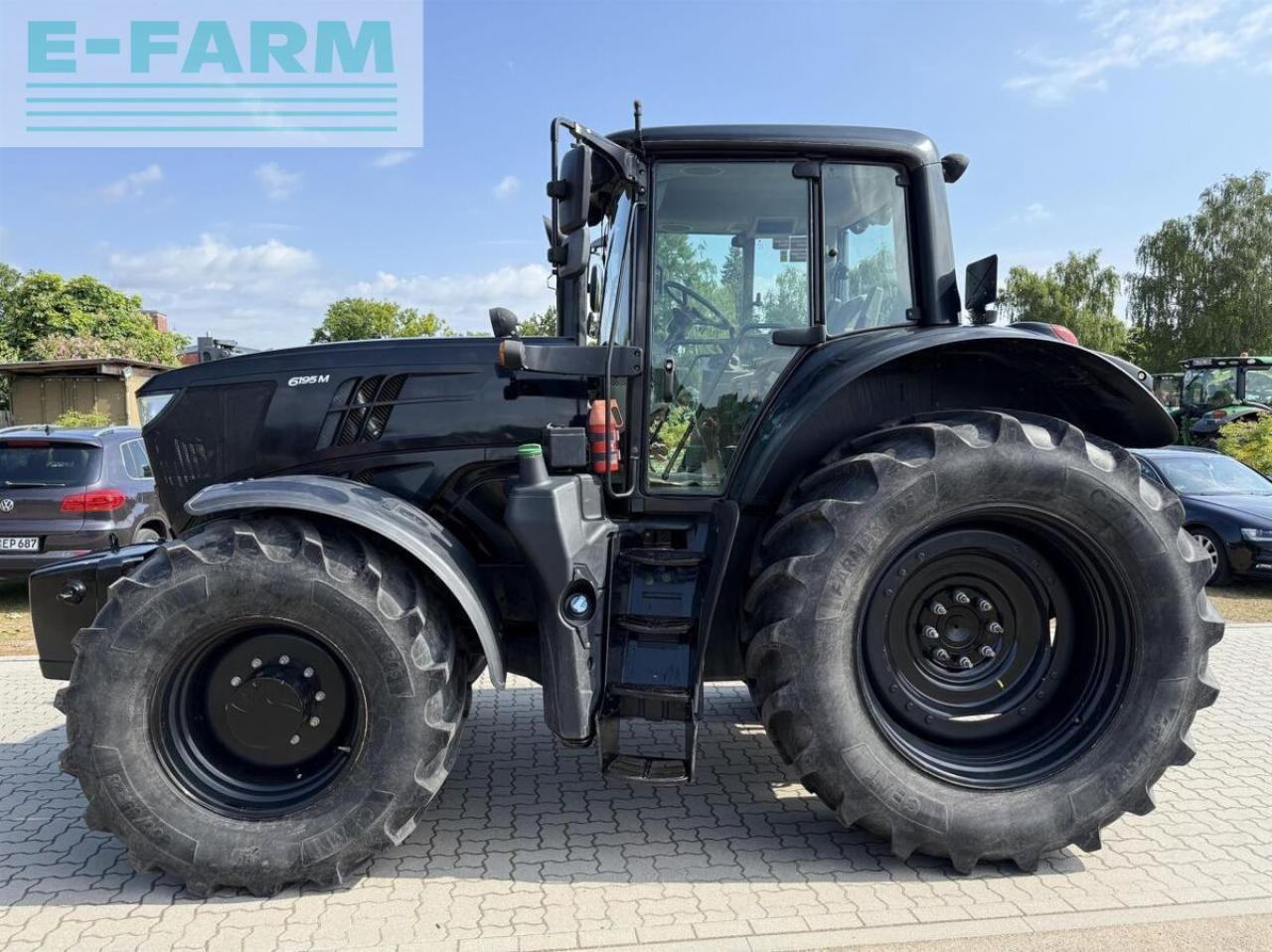 John Deere 6195m black - Traktorius: foto 2 John Deere 6195m black - Traktorius: foto 2
