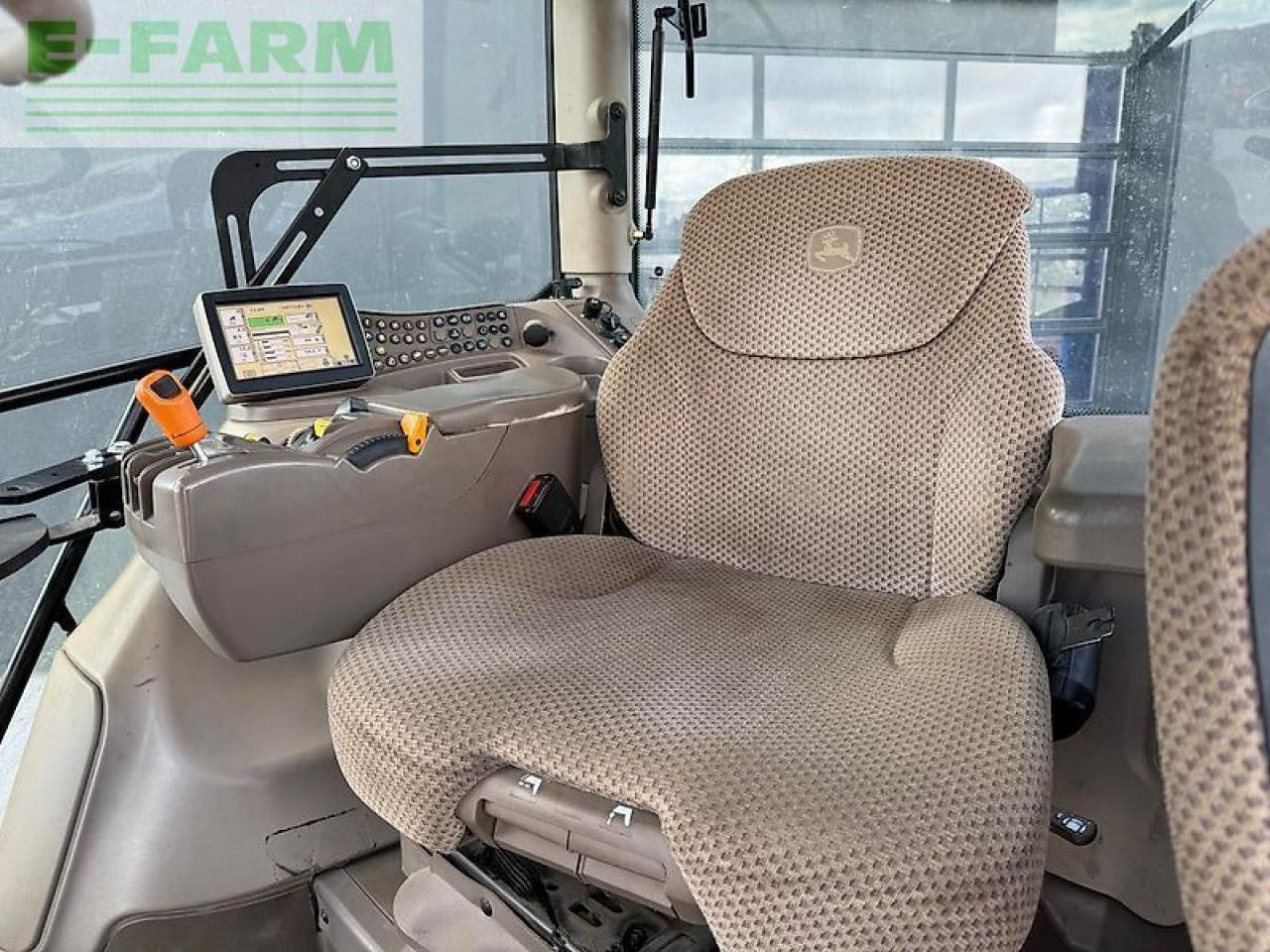 John Deere 6210 - Traktorius: foto 5 John Deere 6210 - Traktorius: foto 5