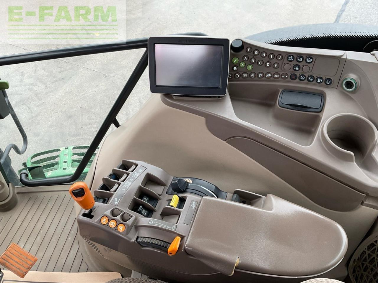 Traktorius John Deere 6210R: foto 20 Traktorius John Deere 6210R: foto 20