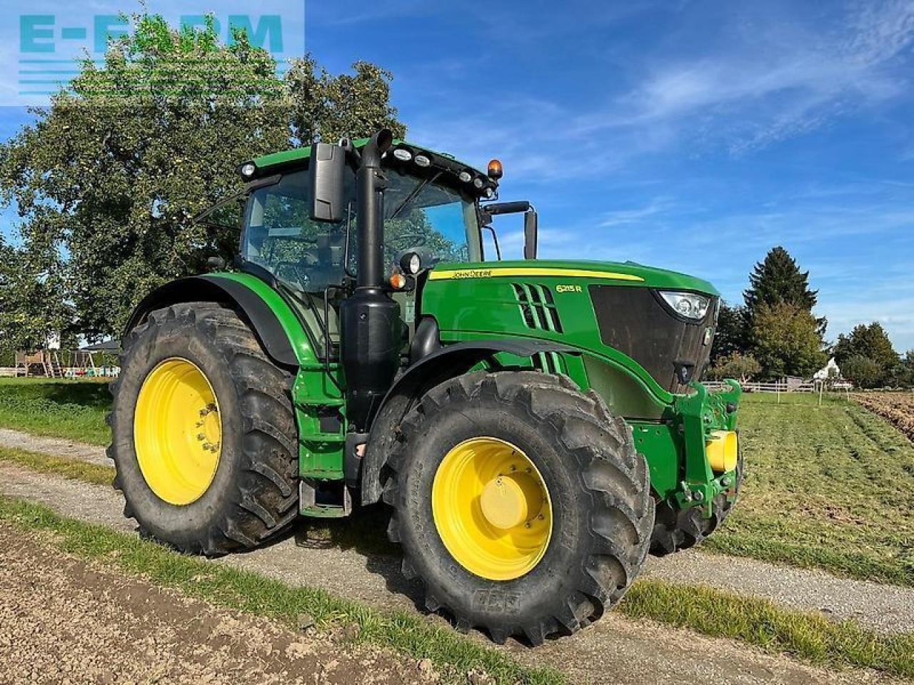 John Deere 6215r - Traktorius: foto 3 John Deere 6215r - Traktorius: foto 3