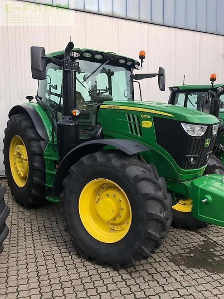 John Deere 6215r ap40 command pro - Traktorius: foto 1 John Deere 6215r ap40 command pro - Traktorius: foto 1