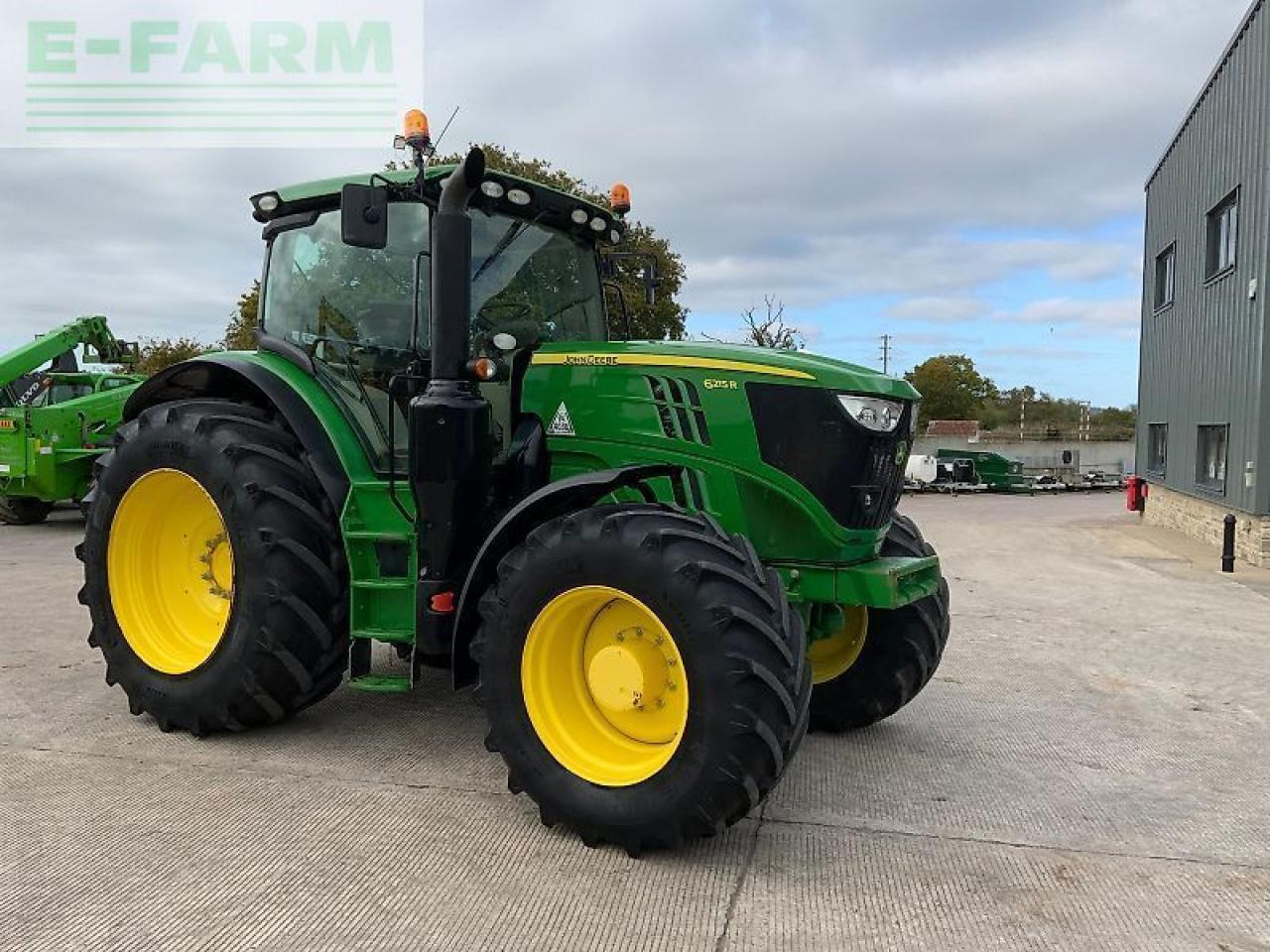 John Deere 6215r tractor (st24428) - Traktorius: foto 3 John Deere 6215r tractor (st24428) - Traktorius: foto 3