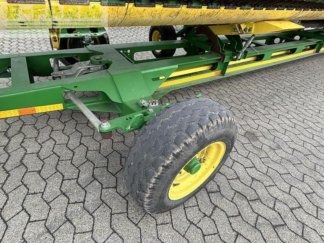 John Deere 640d - Įranga už pašarų kombainai: foto 3 John Deere 640d - Įranga už pašarų kombainai: foto 3