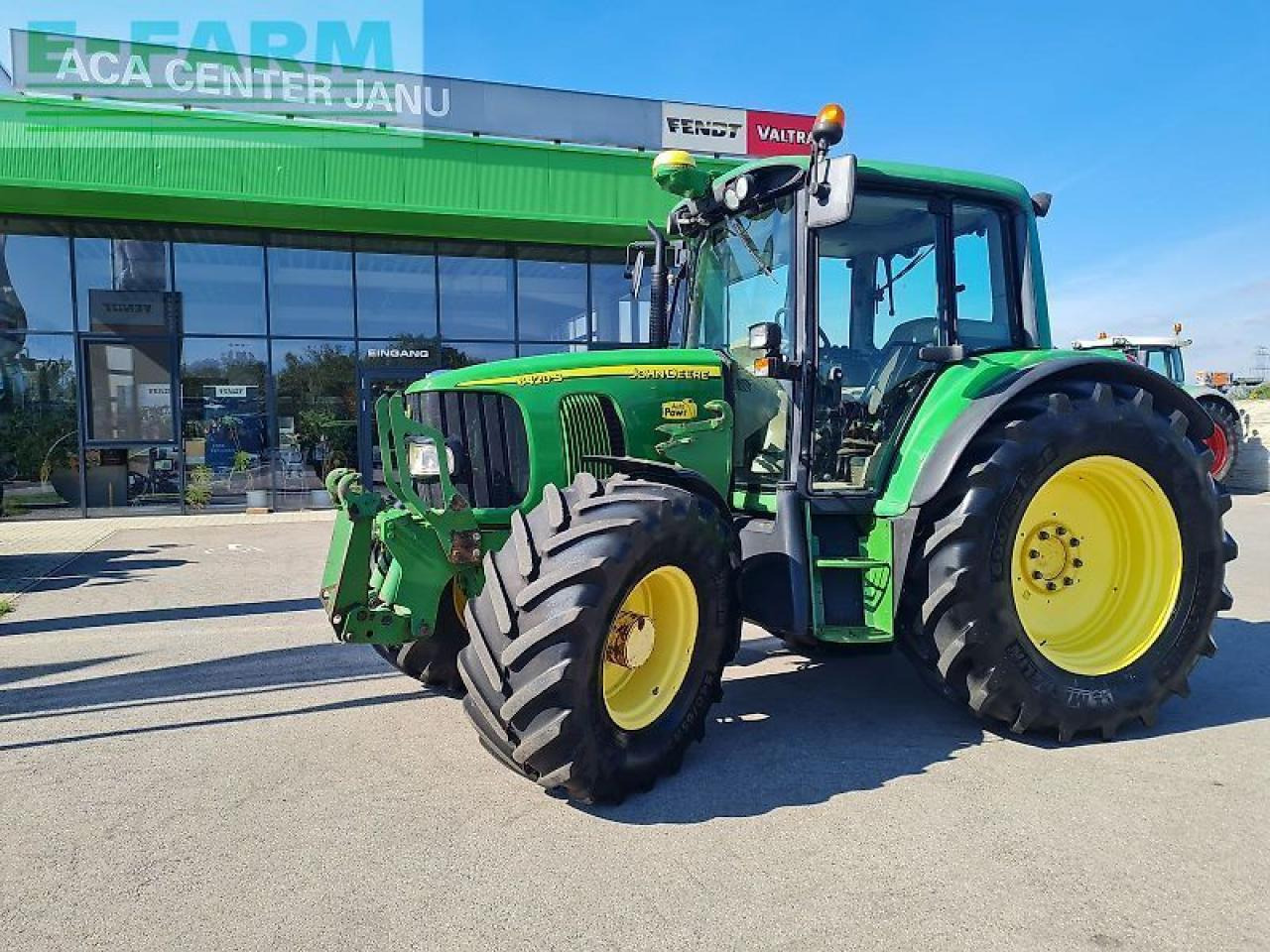 John Deere 6420 premium plus - Traktorius: foto 1 John Deere 6420 premium plus - Traktorius: foto 1