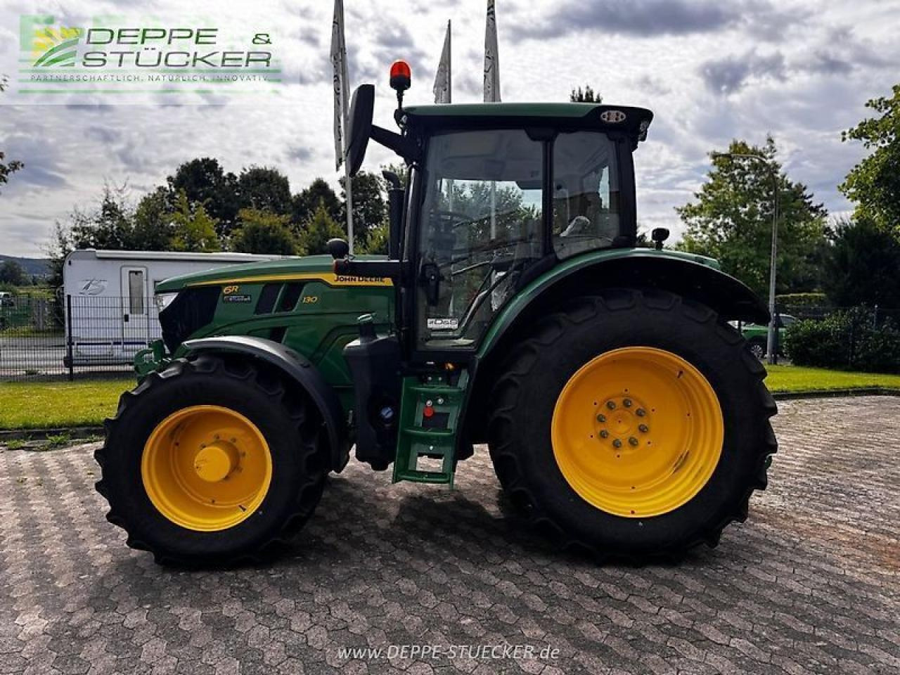 John Deere 6r 130 my24 - Traktorius: foto 4 John Deere 6r 130 my24 - Traktorius: foto 4