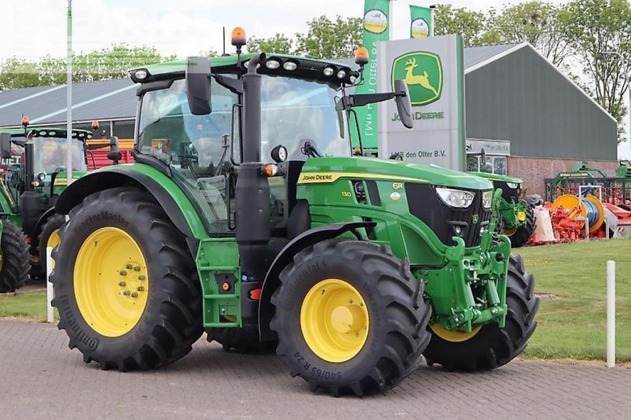 John Deere 6r 130 traktor - Traktorius: foto 4 John Deere 6r 130 traktor - Traktorius: foto 4