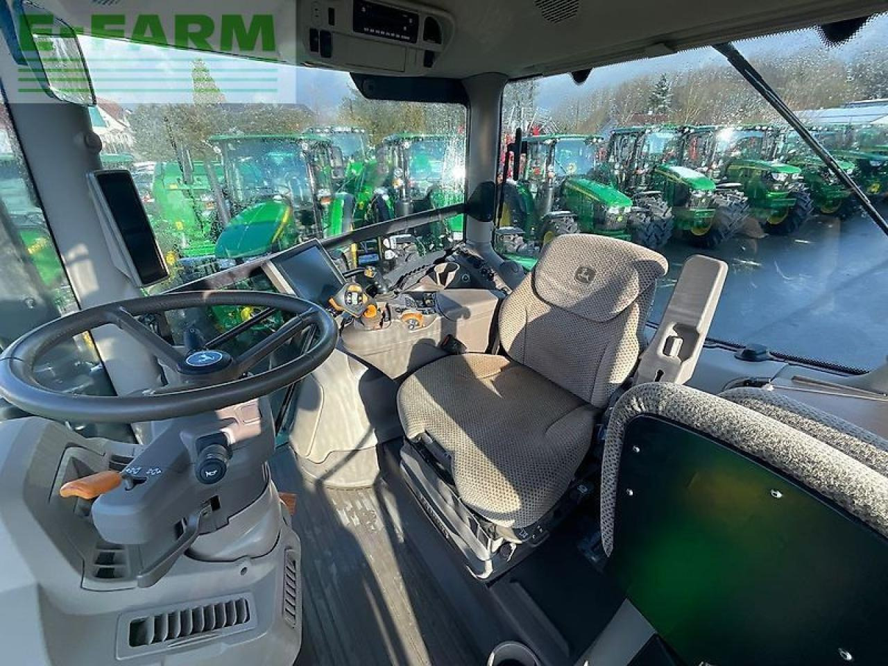 John Deere 6r 150 - Traktorius: foto 4 John Deere 6r 150 - Traktorius: foto 4