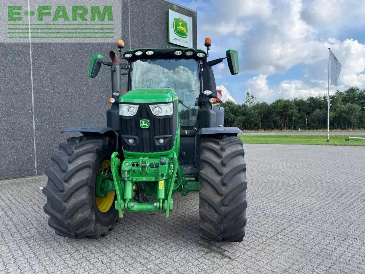 John Deere 6r 250 - Traktorius: foto 2 John Deere 6r 250 - Traktorius: foto 2