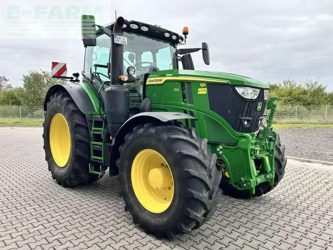 John Deere 6r 250 certified used - Traktorius: foto 5 John Deere 6r 250 certified used - Traktorius: foto 5