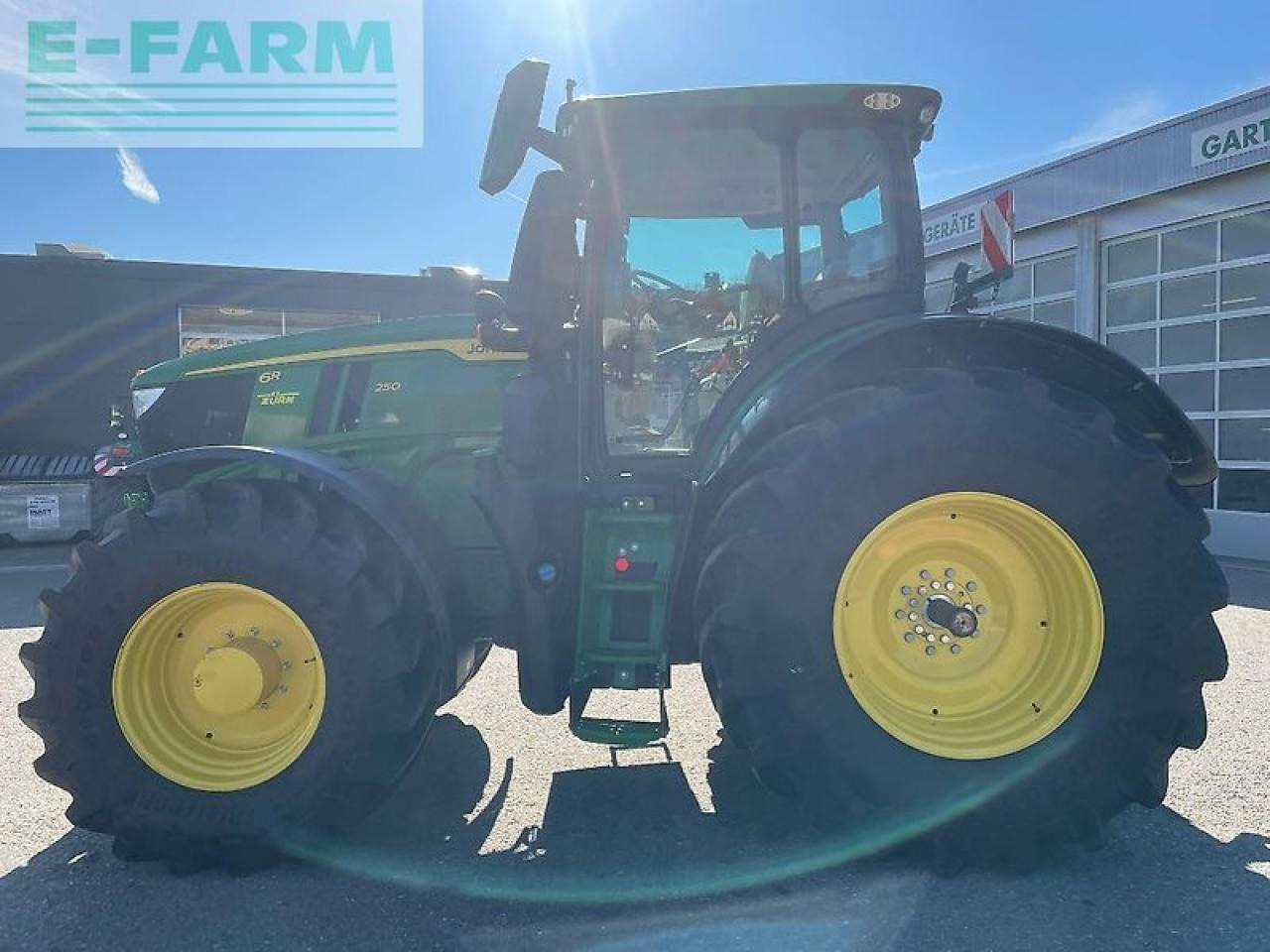 John Deere 6r250 /6r 250 - Traktorius: foto 5 John Deere 6r250 /6r 250 - Traktorius: foto 5