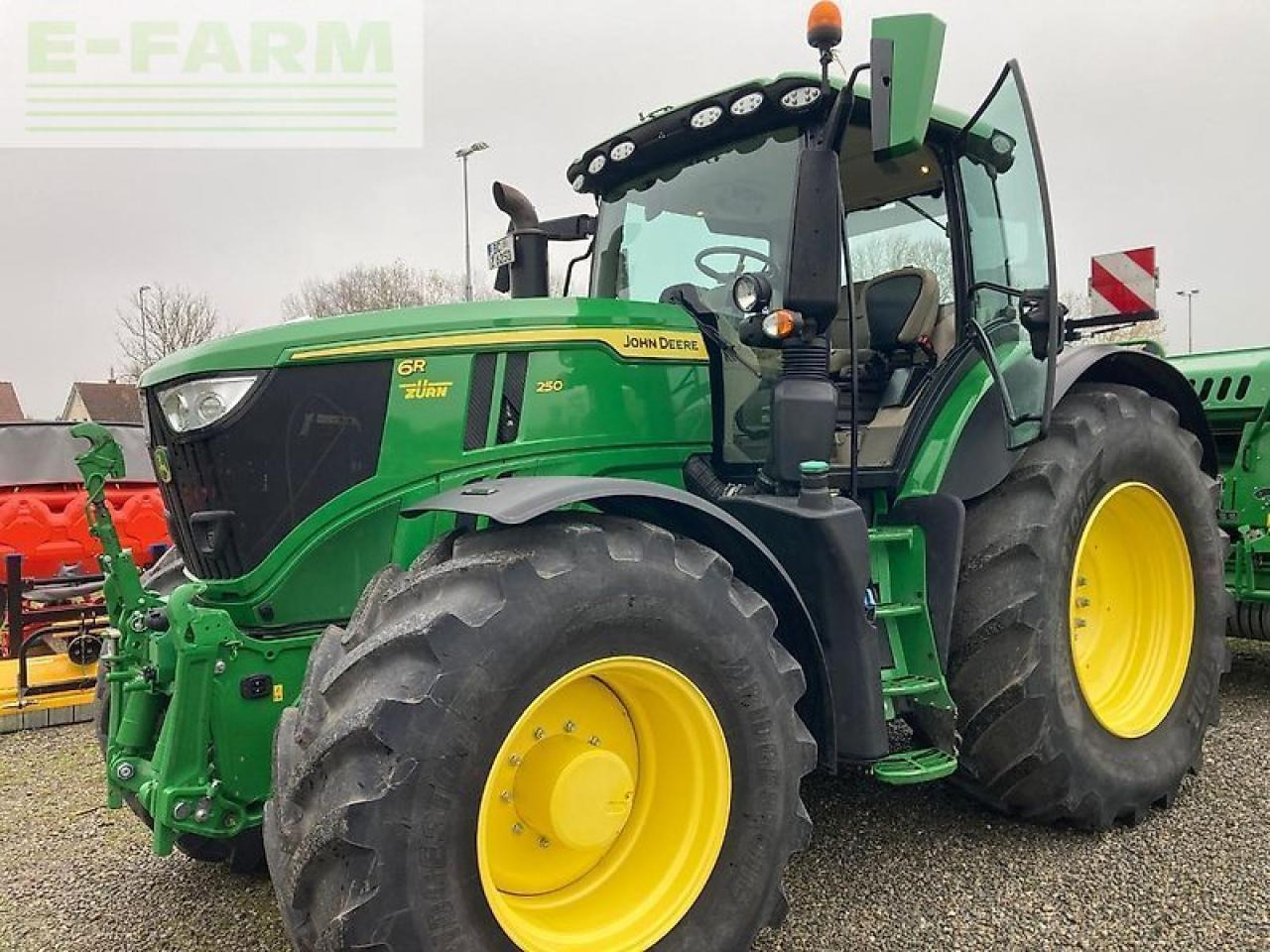 John Deere 6r250 - Traktorius: foto 1 John Deere 6r250 - Traktorius: foto 1