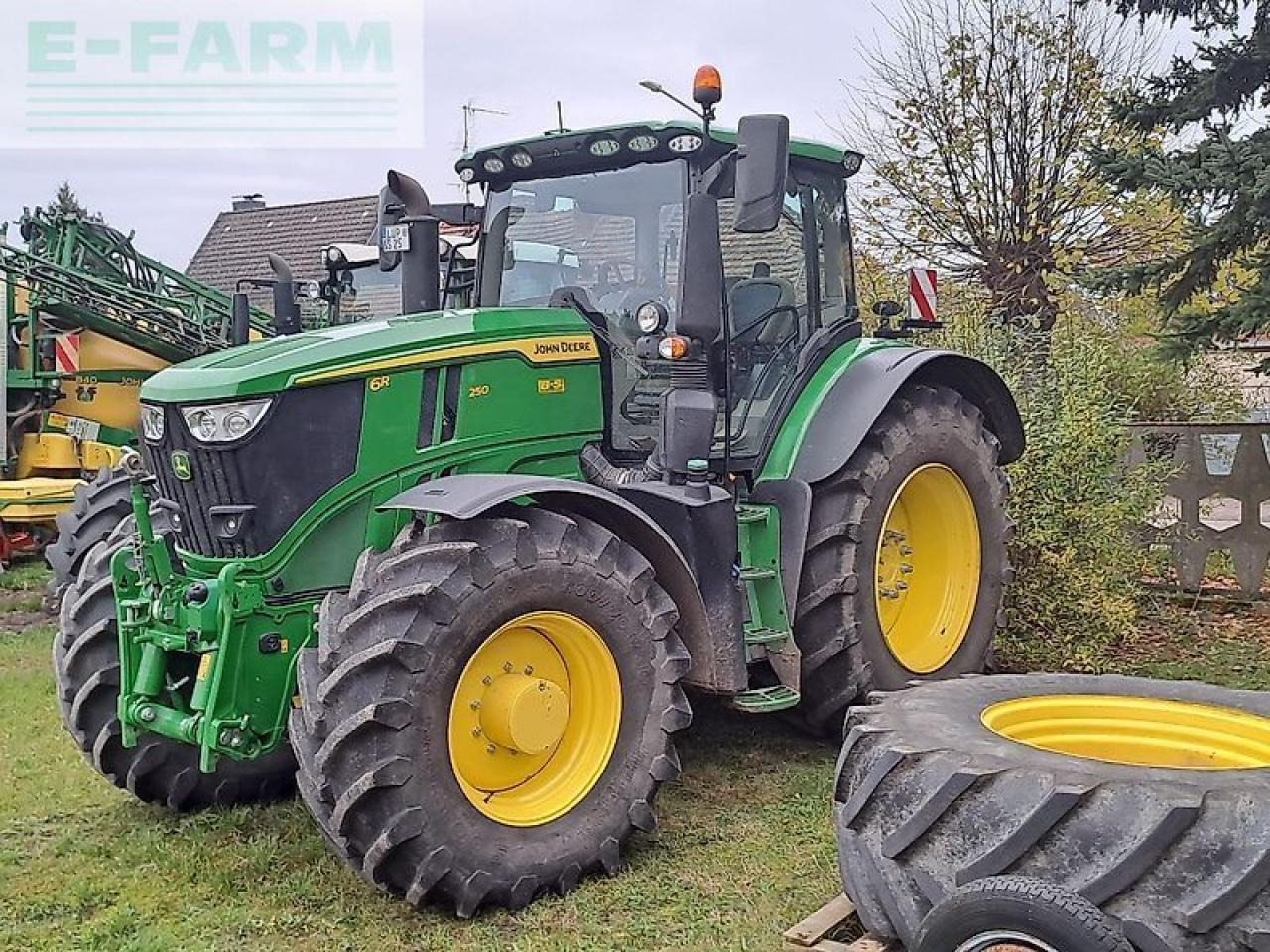 John Deere 6r250 - Traktorius: foto 4 John Deere 6r250 - Traktorius: foto 4