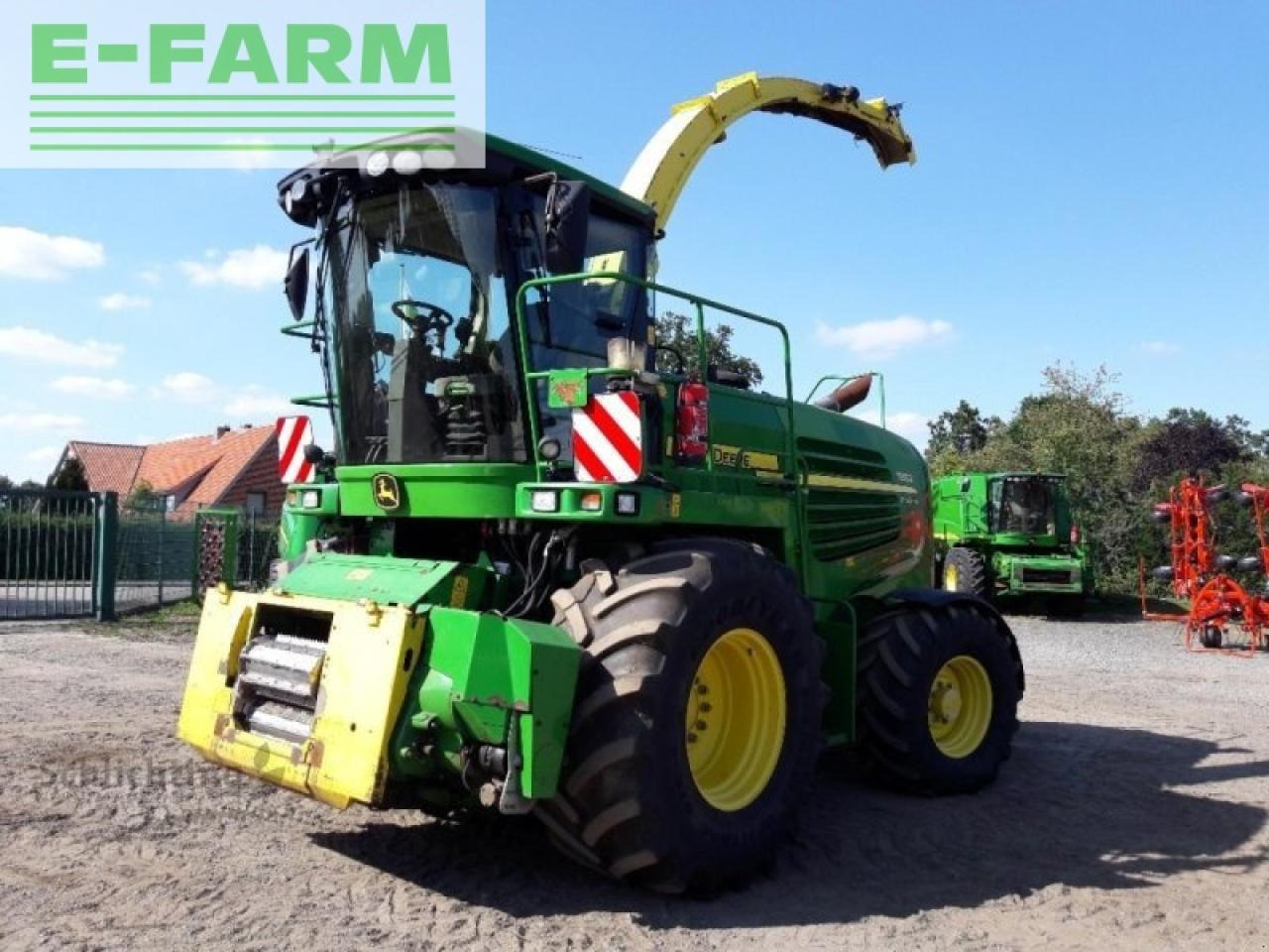 John Deere 7350 ohne vorsatz - Pašarų kombainas: foto 3 John Deere 7350 ohne vorsatz - Pašarų kombainas: foto 3