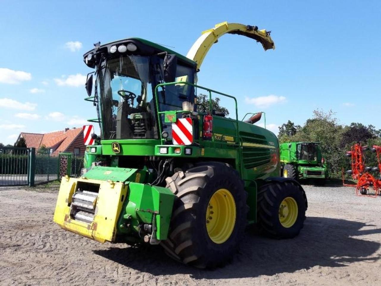 John Deere 7350 ohne vorsatz - Pašarų kombainas: foto 3 John Deere 7350 ohne vorsatz - Pašarų kombainas: foto 3