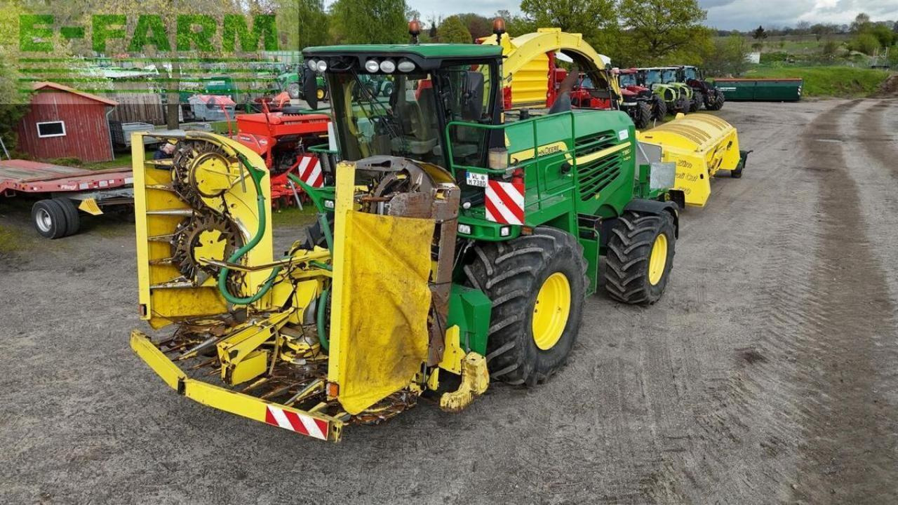 John Deere 7380i prodrive mit kemper 8rh u. pu - Pašarų kombainas: foto 3 John Deere 7380i prodrive mit kemper 8rh u. pu - Pašarų kombainas: foto 3