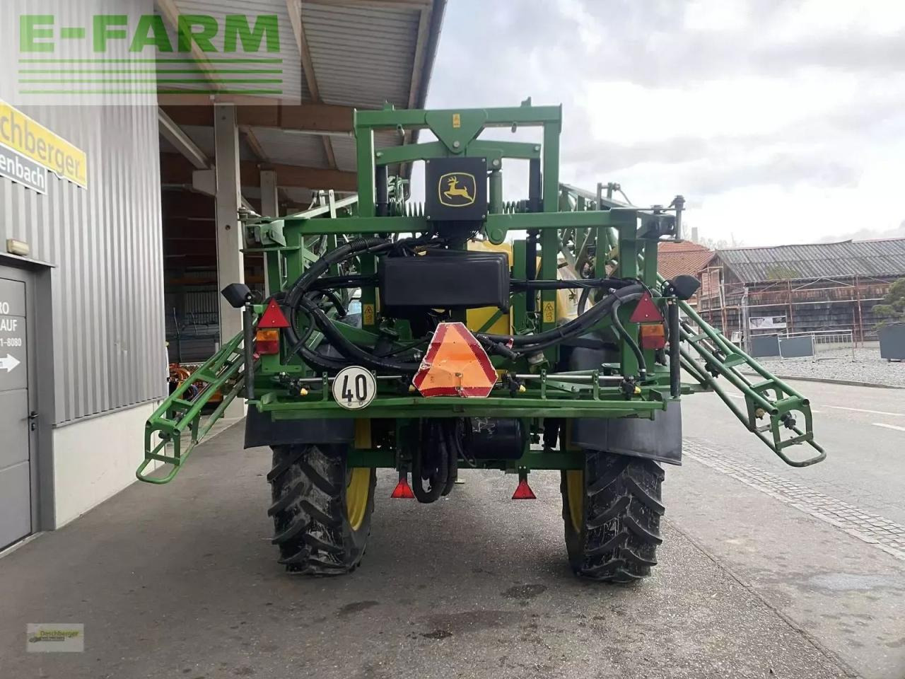 John Deere 740 - 28 m - Prikabinamas purkštuvas: foto 4 John Deere 740 - 28 m - Prikabinamas purkštuvas: foto 4