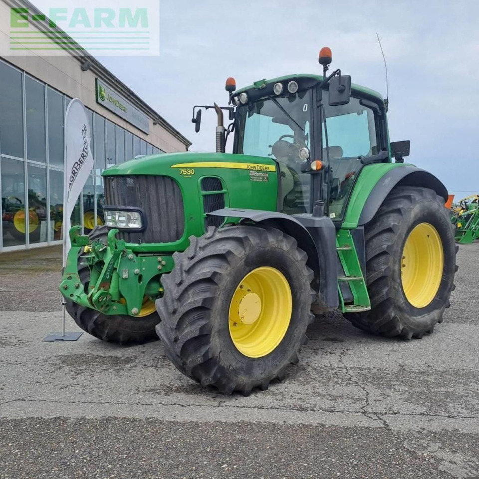 John Deere 7530 premium - Traktorius: foto 1 John Deere 7530 premium - Traktorius: foto 1