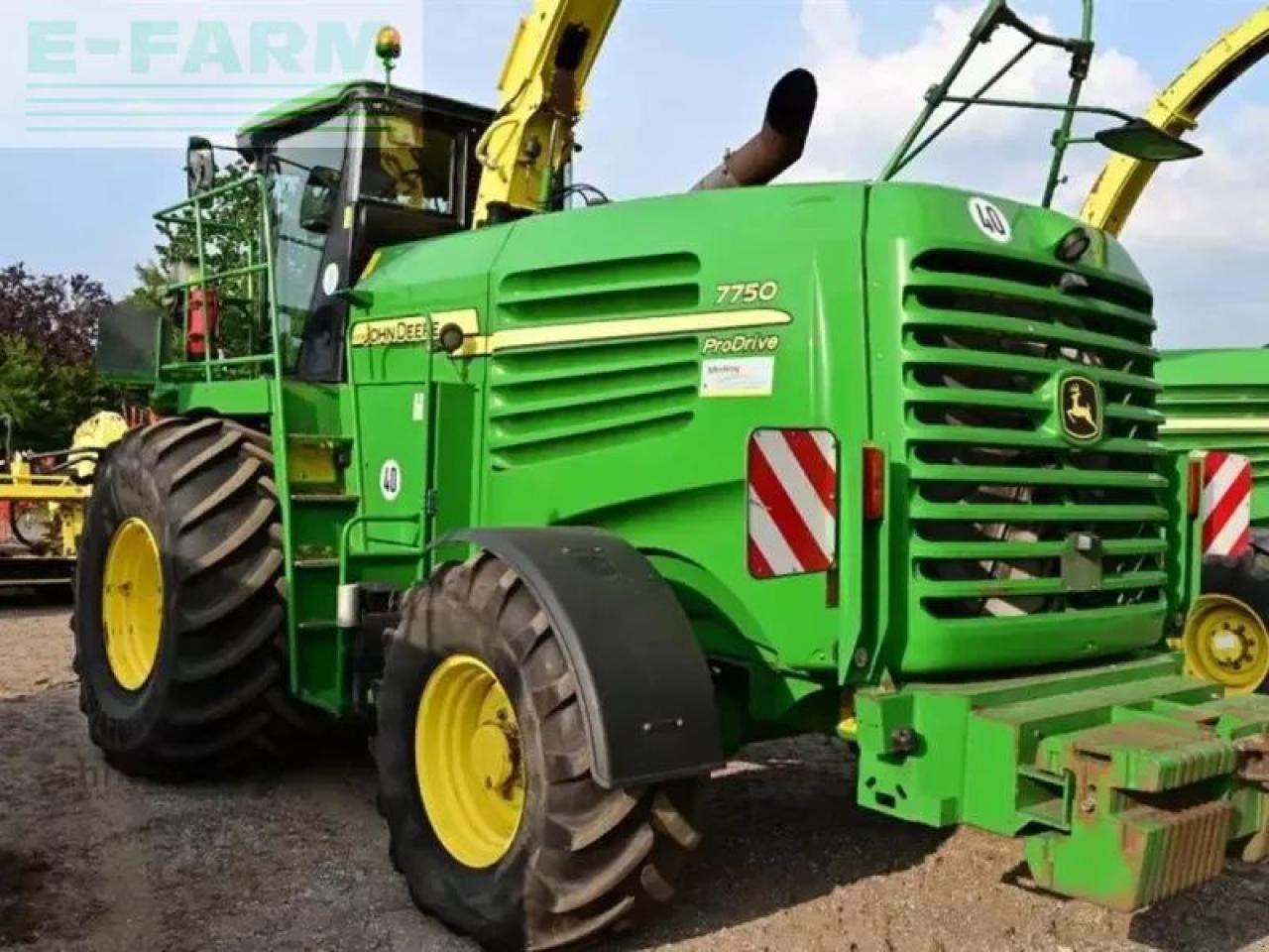 John Deere 7750i prodrive - Pašarų kombainas: foto 3 John Deere 7750i prodrive - Pašarų kombainas: foto 3