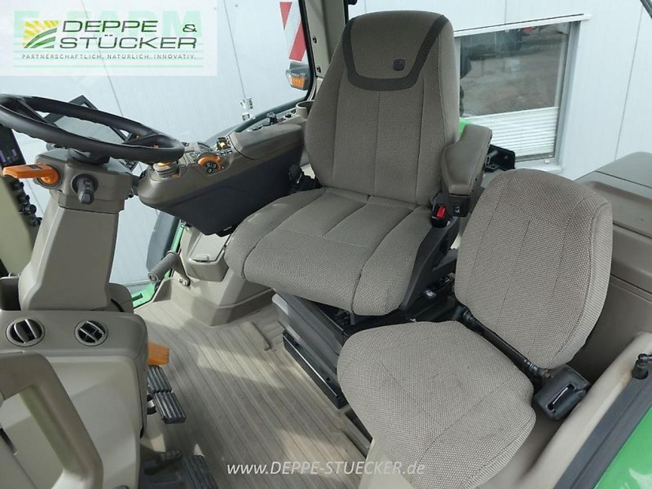 Traktorius John Deere 7r 290: foto 9