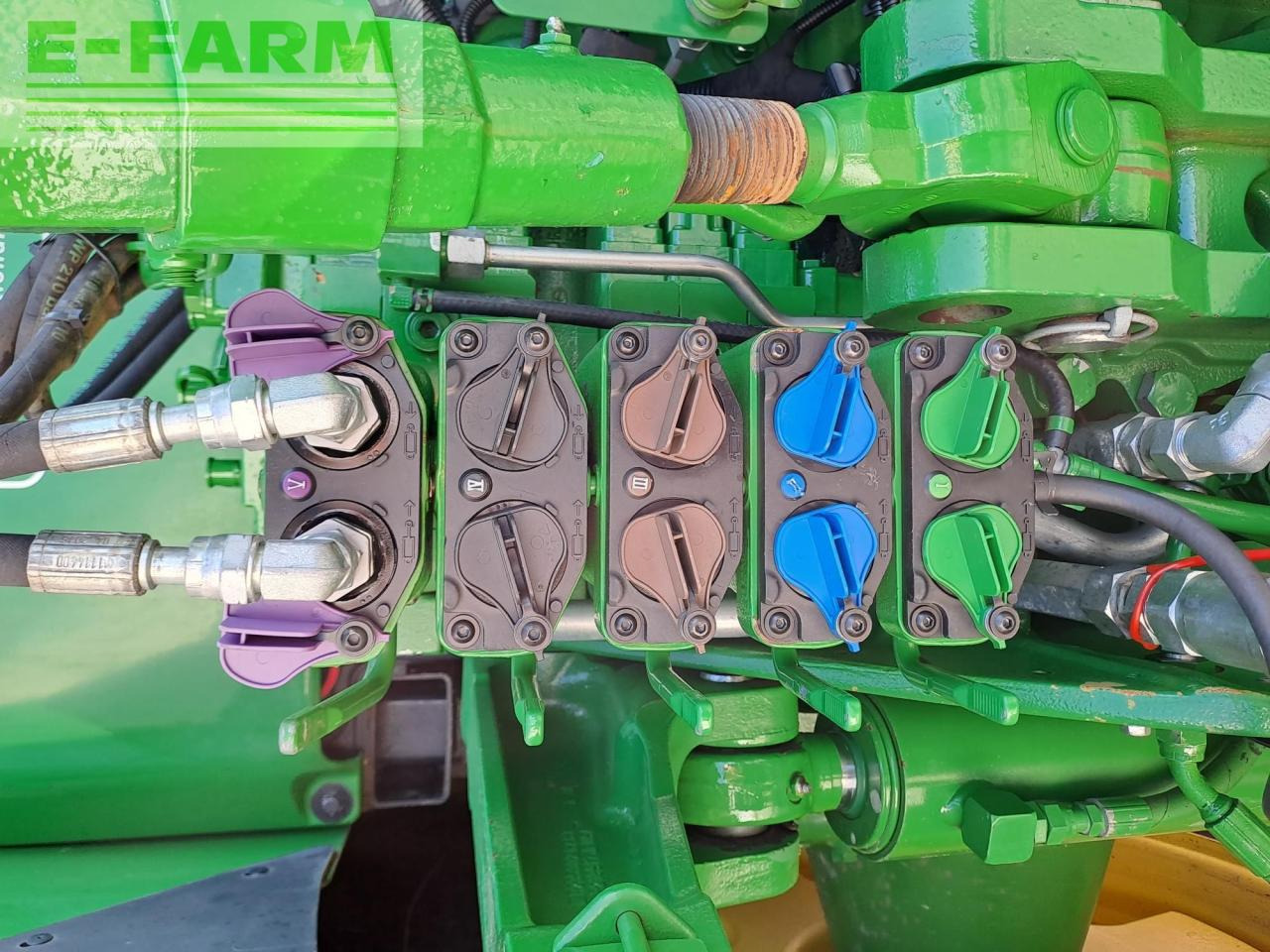 John Deere 8295R - Traktorius: foto 5 John Deere 8295R - Traktorius: foto 5