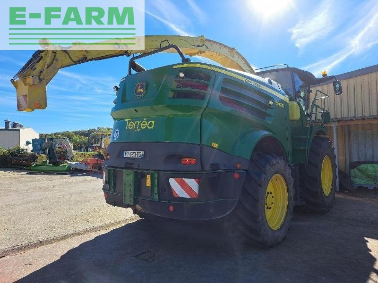 John Deere 8300 - Pašarų kombainas: foto 3 John Deere 8300 - Pašarų kombainas: foto 3