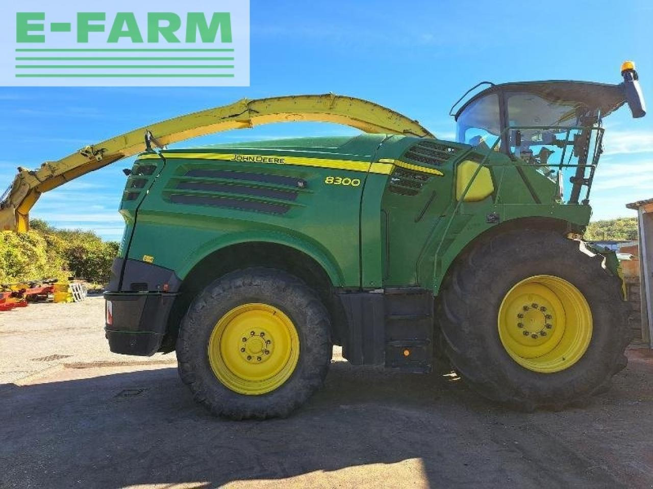 John Deere 8300 - Pašarų kombainas: foto 2 John Deere 8300 - Pašarų kombainas: foto 2