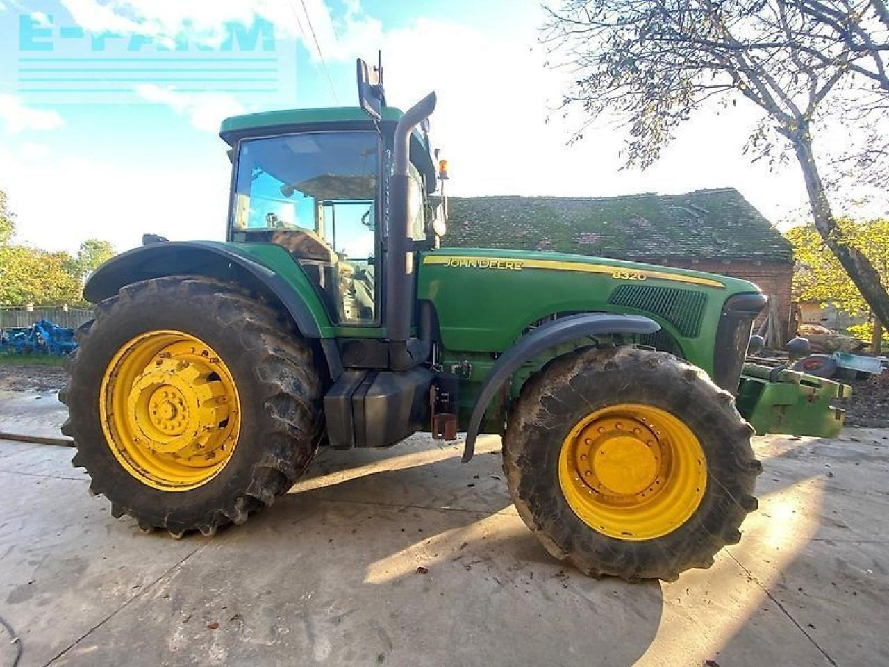John Deere 8320 - Traktorius: foto 3 John Deere 8320 - Traktorius: foto 3