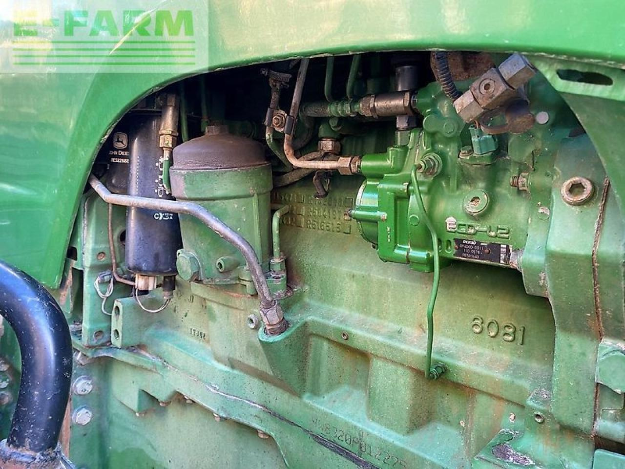 Traktorius John Deere 8320: foto 21