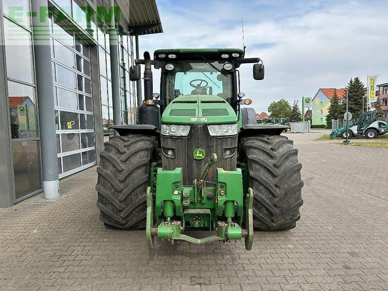 John Deere 8335r - Traktorius: foto 3 John Deere 8335r - Traktorius: foto 3