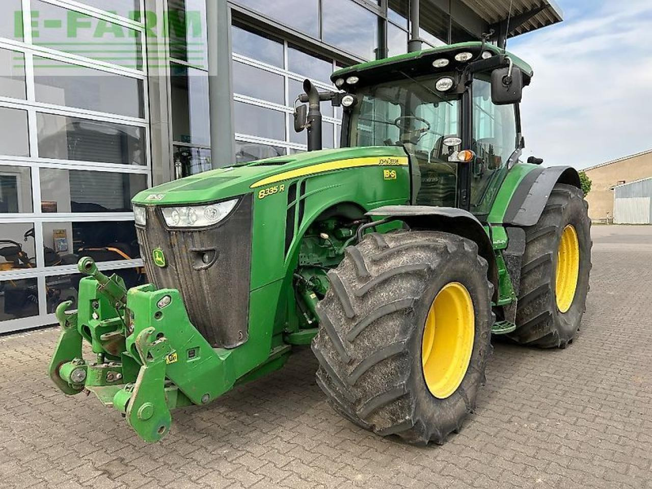 John Deere 8335r - Traktorius: foto 2 John Deere 8335r - Traktorius: foto 2
