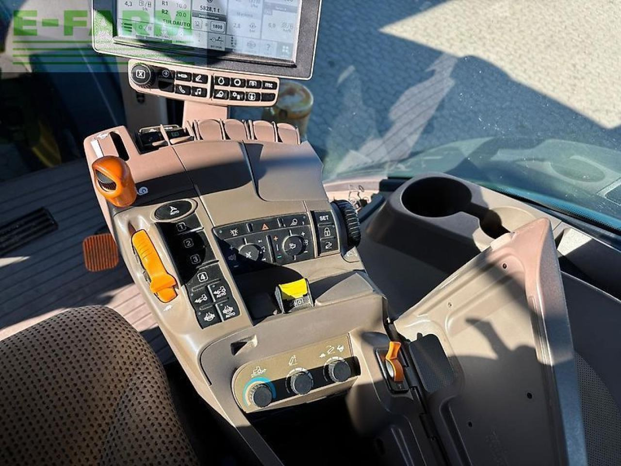 John Deere 8345r - Traktorius: foto 5 John Deere 8345r - Traktorius: foto 5